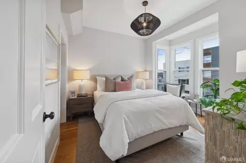 Bedroom - 23 Roscoe St, San Francisco, CA 94110 photo 1 of 7