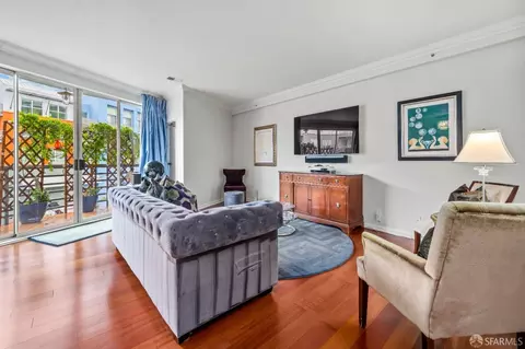 3405 Cesar Chavez St #1, San Francisco, CA 94110