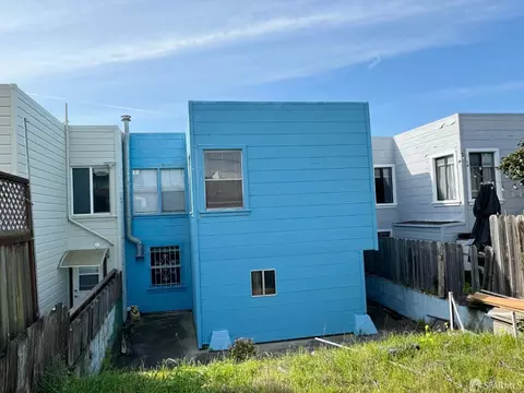Exterior - 1718 45th Ave, San Francisco, CA 94122 photo 3 of 9