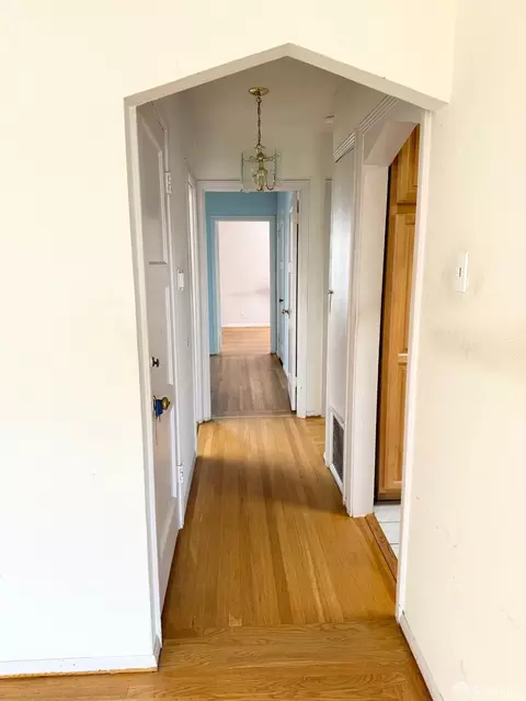 Entry Way - 1718 45th Ave, San Francisco, CA 94122 photo 1 of 1