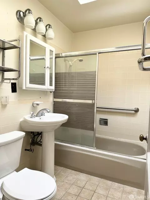 Bath - 1718 45th Ave, San Francisco, CA 94122 photo 1 of 2