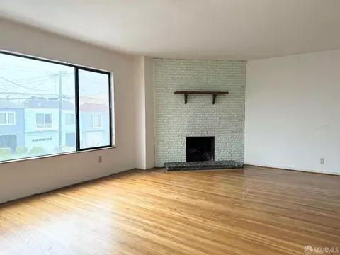 Living - 1718 45th Ave, San Francisco, CA 94122 photo 4 of 4