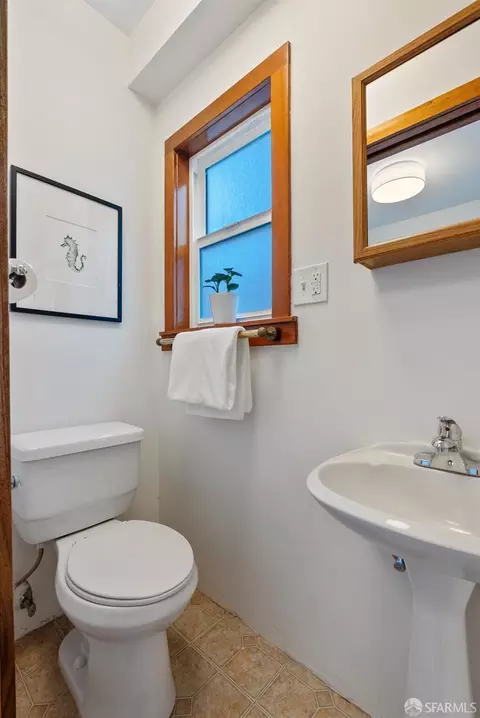 Bath - 754 27th Ave, San Francisco, CA 94121 photo 4 of 5