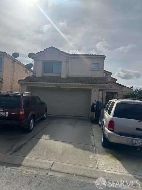 Exterior - 1008 Burnham Dr, Pittsburg, CA 94565 photo 1 of 7