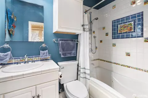 Bath - 157 Jasmine Ct, Mountain View, CA 94043 photo 4 of 4