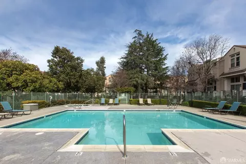 Exterior - 157 Jasmine Ct, Mountain View, CA 94043 photo 8 of 11