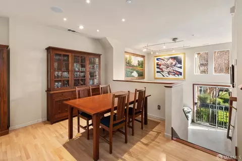 Dining - 157 Jasmine Ct, Mountain View, CA 94043 photo 1 of 2