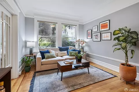Living - 1278 3rd Ave #2, San Francisco, CA 94122 photo 3 of 4