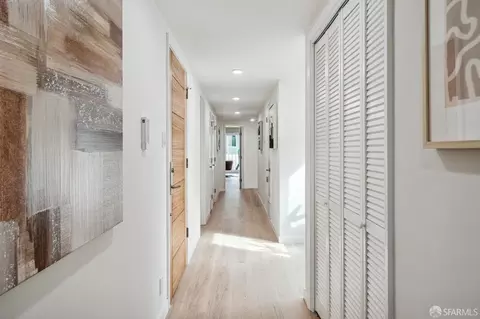 Entry Way - 148 Blake St #2, San Francisco, CA 94118 photo 4 of 4