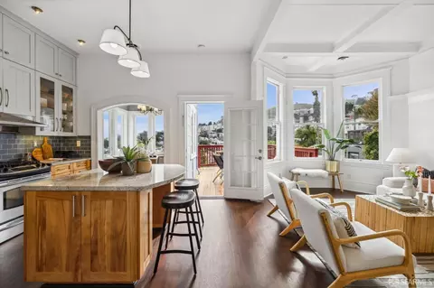 4441 17th St, San Francisco, CA 94114