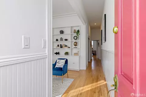 Entry Way - 1712 Baker St, San Francisco, CA 94115 photo 1 of 2