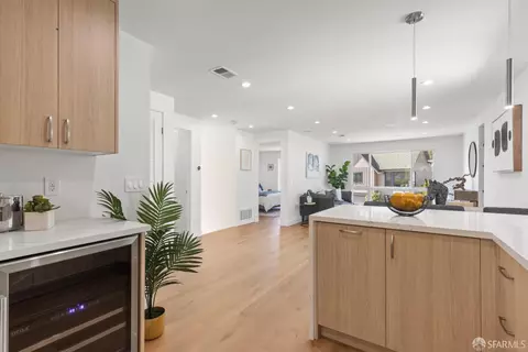 Kitchen - 452 Dellbrook Ave, San Francisco, CA 94131 photo 5 of 5