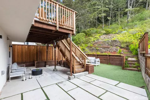 Exterior - 452 Dellbrook Ave, San Francisco, CA 94131 photo 7 of 14