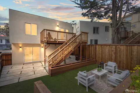 Exterior - 452 Dellbrook Ave, San Francisco, CA 94131 photo 10 of 14