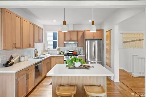 Kitchen - 378 Crescent Ave, San Francisco, CA 94110 photo 1 of 2