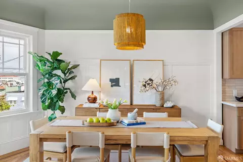Dining - 378 Crescent Ave, San Francisco, CA 94110 photo 3 of 4
