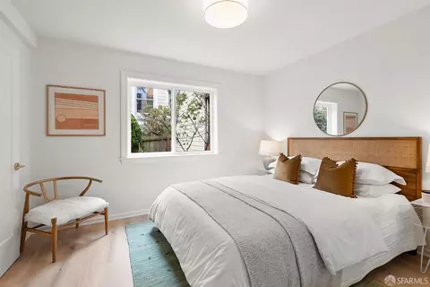 Bedroom - 378 Crescent Ave, San Francisco, CA 94110 photo 5 of 5