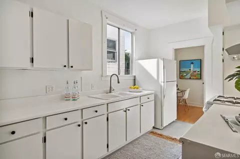 Kitchen - 627 24th Ave, San Francisco, CA 94121 photo 2 of 4