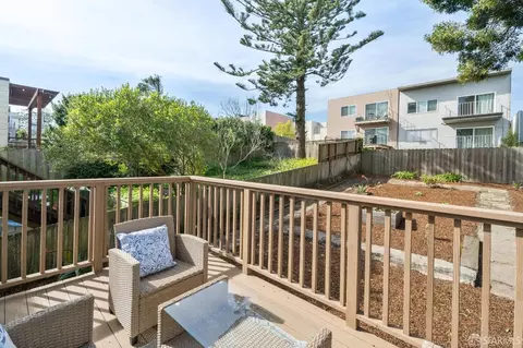 Exterior - 627 24th Ave, San Francisco, CA 94121 photo 3 of 7