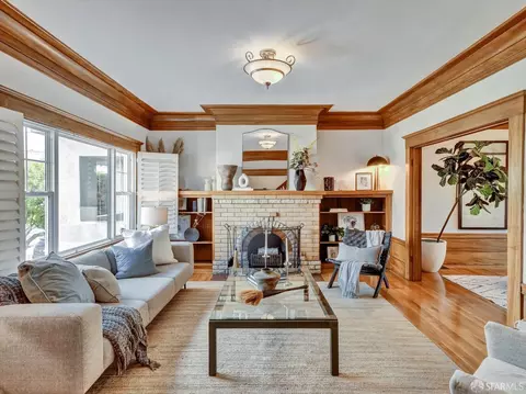 Living - 823 43rd Ave, San Francisco, CA 94121 photo 1 of 3
