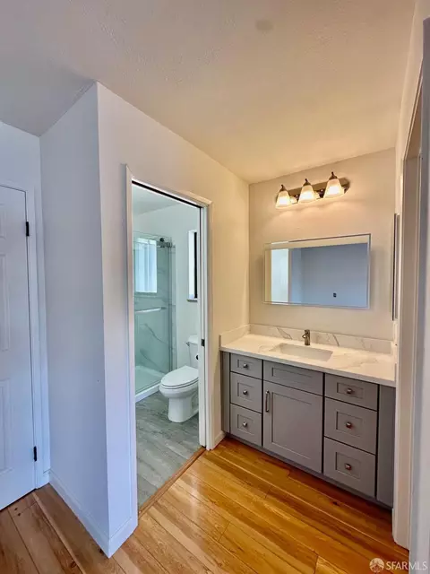 Bath - 972 Joaquin Ave, San Leandro, CA 94577 photo 4 of 5
