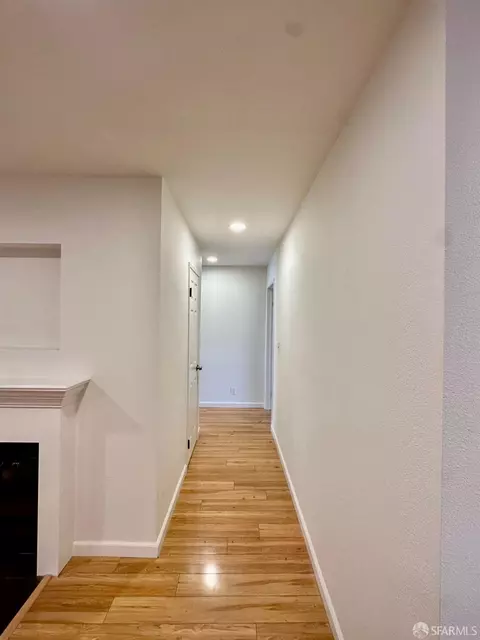 Entry Way - 972 Joaquin Ave, San Leandro, CA 94577 photo 1 of 2