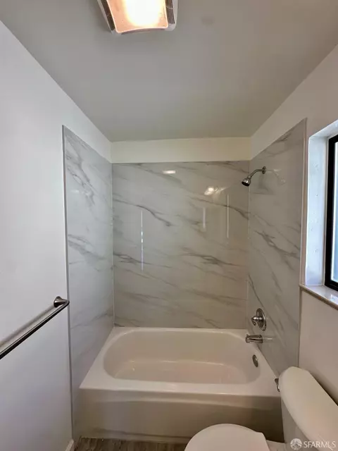 Bath - 972 Joaquin Ave, San Leandro, CA 94577 photo 2 of 5