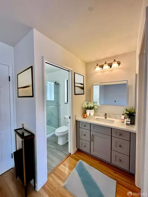 Bath - 972 Joaquin Ave, San Leandro, CA 94577 photo 3 of 5