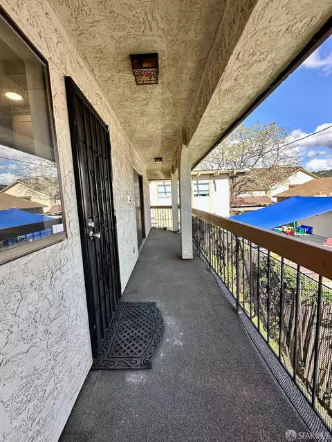 Exterior - 972 Joaquin Ave, San Leandro, CA 94577 photo 2 of 7