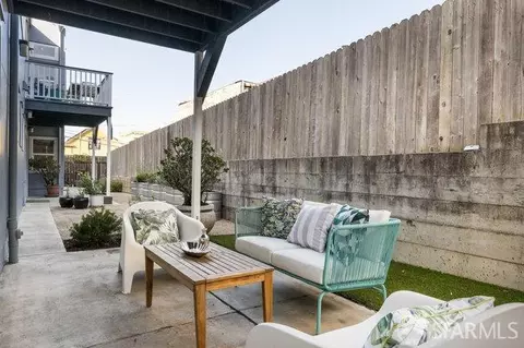 Exterior - 469 Clipper St, San Francisco, CA 94114 photo 11 of 21