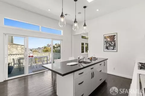 Dining - 469 Clipper St, San Francisco, CA 94114 photo 4 of 10
