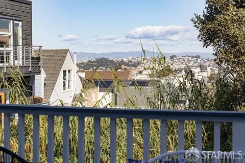 Exterior - 469 Clipper St, San Francisco, CA 94114 photo 8 of 21