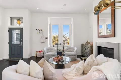 Living - 469 Clipper St, San Francisco, CA 94114 photo 7 of 8