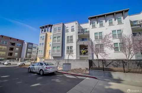8100 Oceanview Ter #109, San Francisco, CA 94132