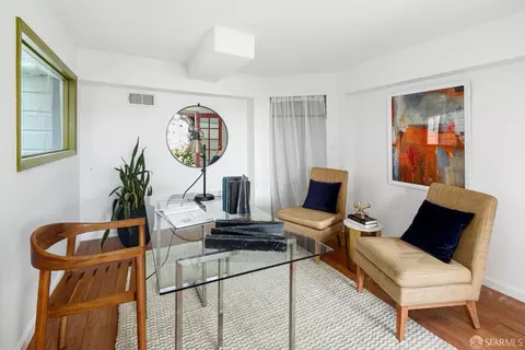 Living - 643 Edinburgh St, San Francisco, CA 94112 photo 5 of 5