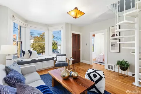 Living - 643 Edinburgh St, San Francisco, CA 94112 photo 2 of 5