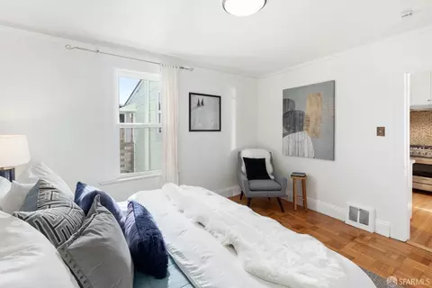 Bedroom - 643 Edinburgh St, San Francisco, CA 94112 photo 7 of 10