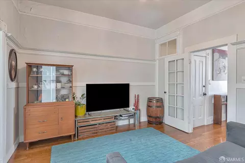 Living - 95 Coleridge St, San Francisco, CA 94110 photo 3 of 7