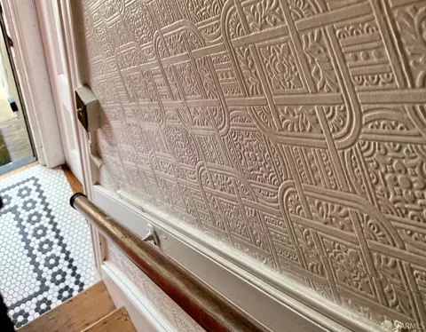 Entry Way - 95 Coleridge St, San Francisco, CA 94110 photo 1 of 1
