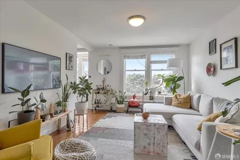 Living - 95 Coleridge St, San Francisco, CA 94110 photo 5 of 7