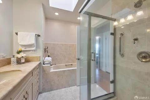 Bath - 2455 22nd Ave, San Francisco, CA 94116 photo 2 of 5