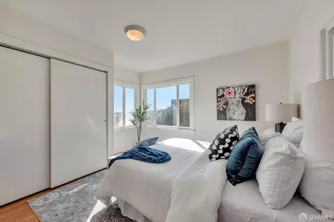 Bedroom - 2455 22nd Ave, San Francisco, CA 94116 photo 7 of 14