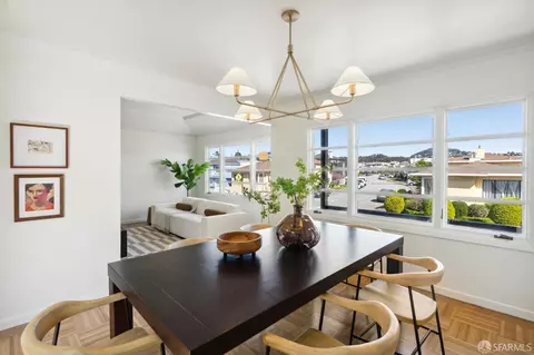 Dining - 159 Clearfield Dr, San Francisco, CA 94132 photo 6 of 8