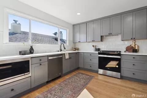 Kitchen - 159 Clearfield Dr, San Francisco, CA 94132 photo 2 of 5