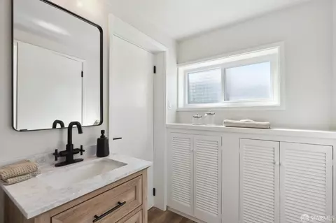 Bath - 159 Clearfield Dr, San Francisco, CA 94132 photo 9 of 9