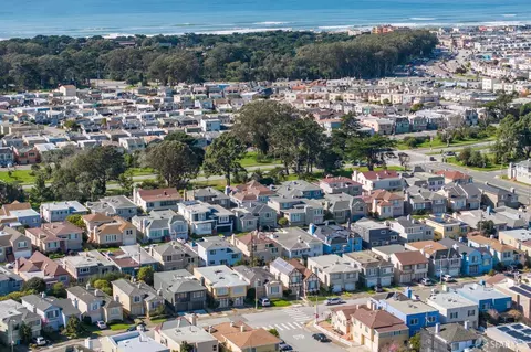 View/Area - 159 Clearfield Dr, San Francisco, CA 94132 photo 9 of 10