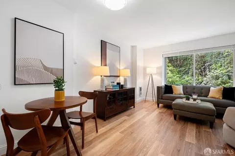 240 Lombard St #233, San Francisco, CA 94111