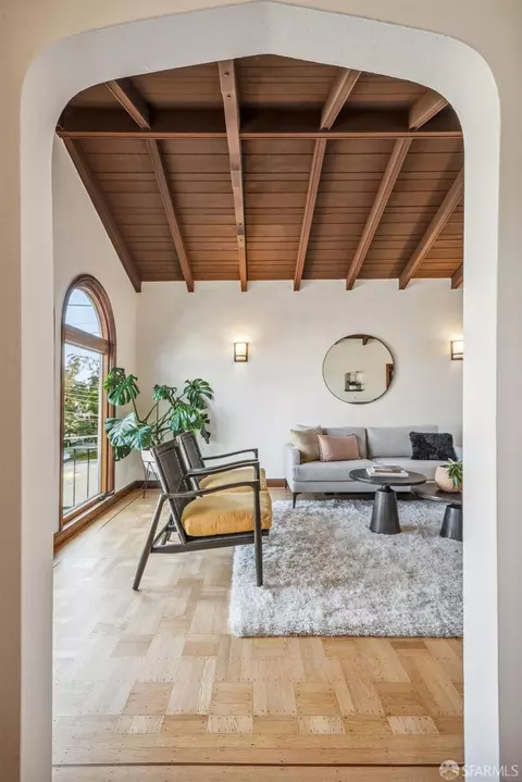 Exterior - 2675 16th Ave, San Francisco, CA 94116 photo 5 of 16