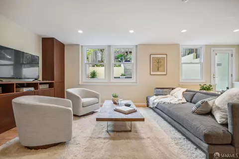 Living - 2675 16th Ave, San Francisco, CA 94116 photo 10 of 11