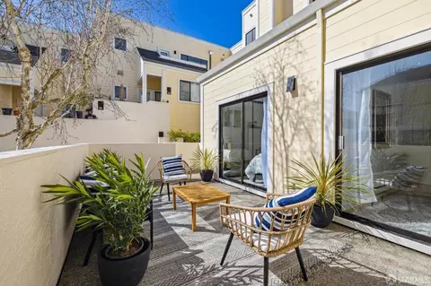 Exterior - 2185 Bush St #211, San Francisco, CA 94115 photo 4 of 8